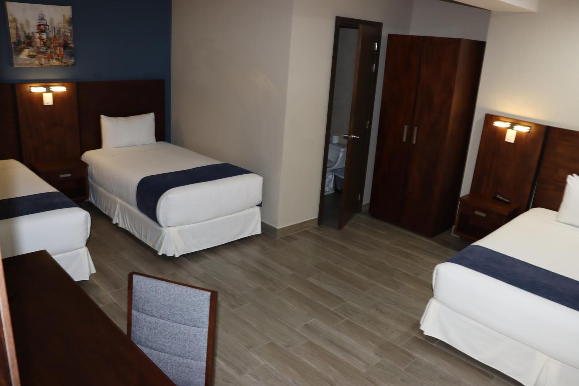 Hotel San Agustin Plaza Latacunga Exterior foto